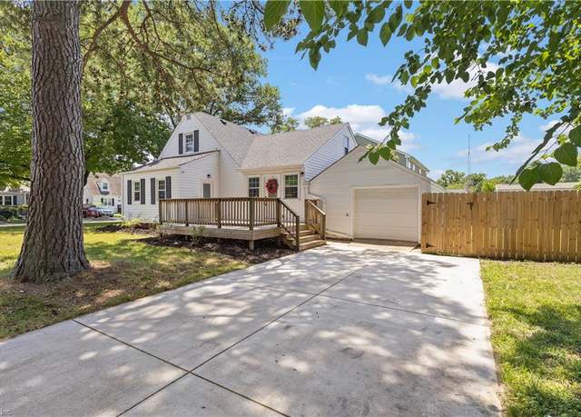 Property at 8025 Crescent Rd, Norfolk, VA 23505, 6 beds, 3 baths