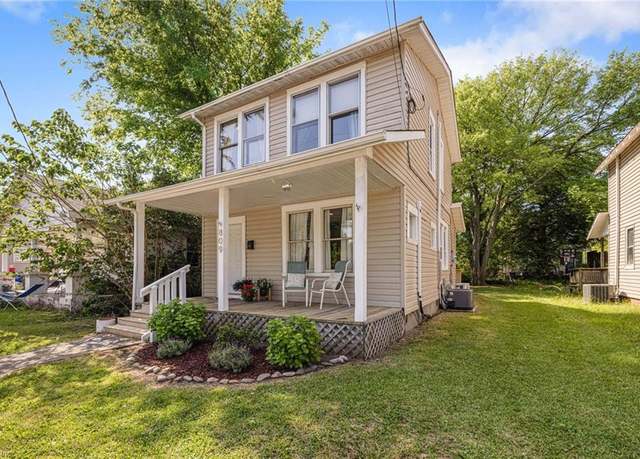 Property at 809 50th St, Norfolk, VA 23508, 3 beds, 2 baths