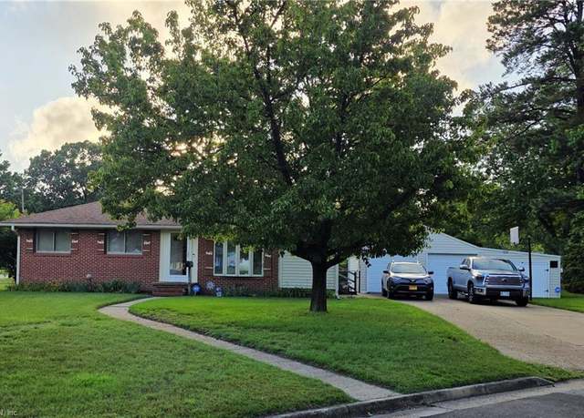Property at 104 Kingwood Dr, Newport News, VA 23601, 3 beds, 1 bath