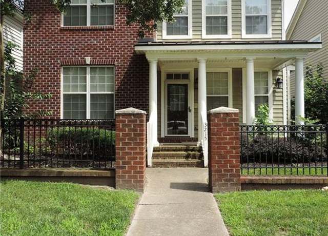 Property at 3215 Greenwood Dr, Portsmouth, VA 23701, 3 beds, 2.5 baths
