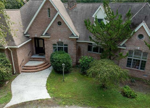 Property at 12404 Harcum Rd, Gloucester, VA 23061, 4 beds, 2.5 baths