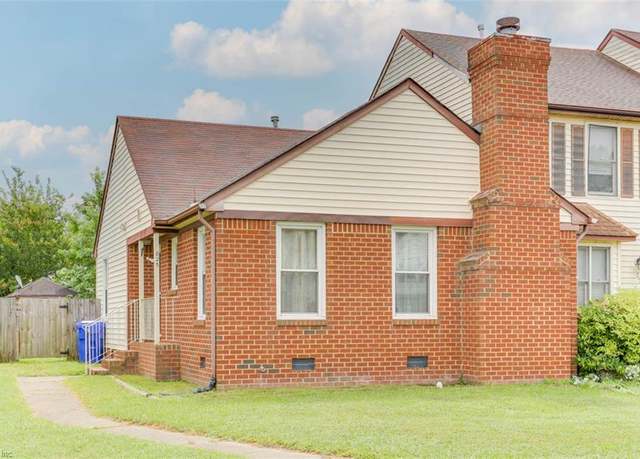 Property at 225 W Wexford Dr, Suffolk, VA 23434, 2 beds, 1 bath