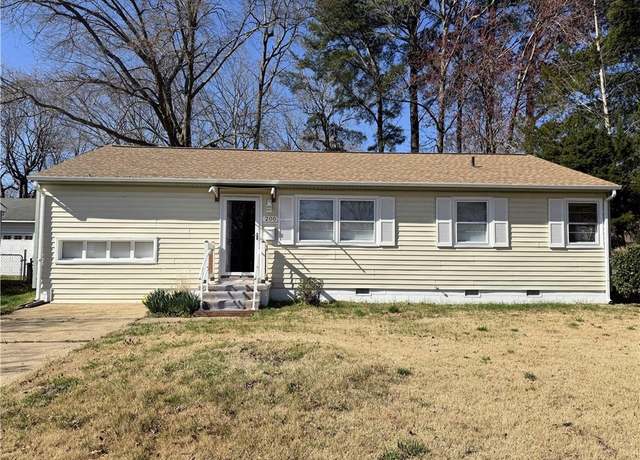 Property at 200 Clemwood Pkwy, Hampton, VA 23669, 3 beds, 1 bath