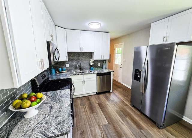 Property at 2045 Richard Ave, Hampton, VA 23664, 3 beds, 1 bath