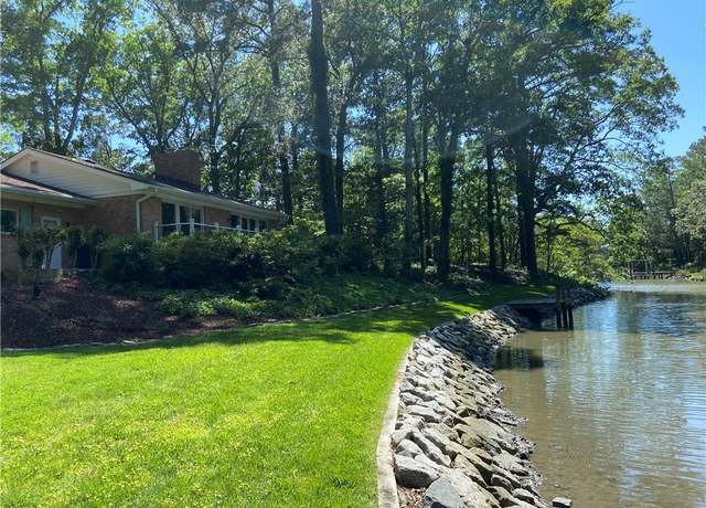 Property at 937 S Spigel Dr, Virginia Beach, VA 23454, 3 beds, 2 baths