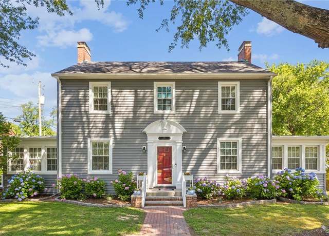 Property at 114 Thomas St, Smithfield, VA 23430, 5 beds, 4.5 baths