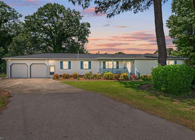 Property at 1360 Hammond Ct, Norfolk, VA 23503, 4 beds, 2.5 baths