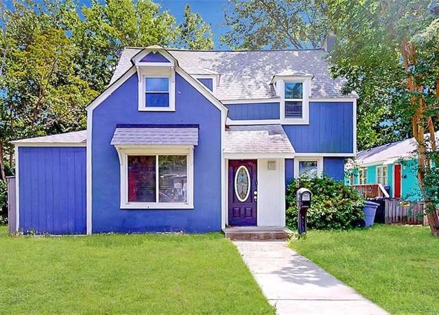 Property at 128 N Fourth St, Hampton, VA 23664, 4 beds, 2.5 baths