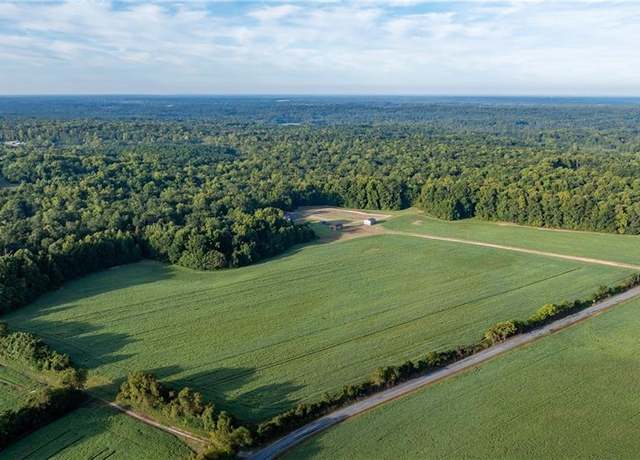 Property at 501 Racefield Dr, Toano, VA 23168