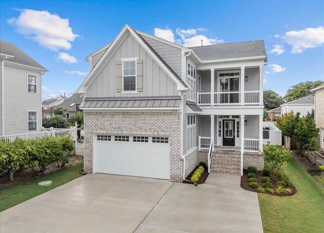 Property at 515 Lakewood Cir, Virginia Beach, VA 23451, 4 beds, 3 baths