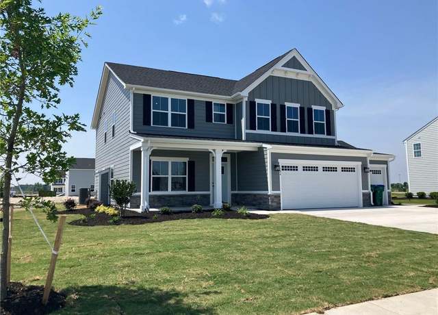 Property at 104 Lydia St, Moyock, NC 27958, 5 beds, 3 baths