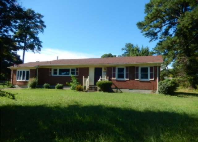 Property at 1618 Belafonte Dr, Portsmouth, VA 23701, 3 beds, 2 baths