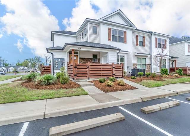 Property at 1304 Union Pacific Way, Suffolk, VA 23435, 2 beds, 2 baths