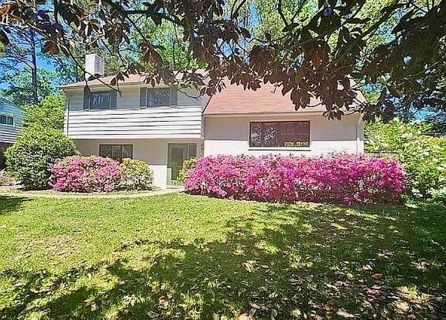 Property at 8402 Kalb Rd, Richmond, VA 23229, 4 beds, 3.5 baths