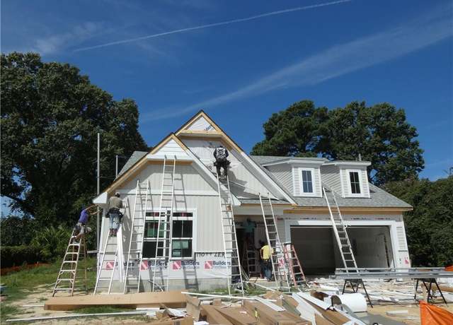 Property at 5109 Hoffler St, Suffolk, VA 23435, 4 beds, 3 baths