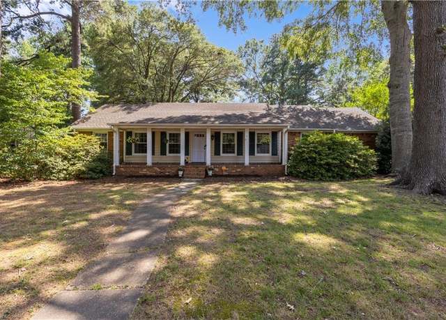 Property at 1220 Kingsway Dr, Chesapeake, VA 23320, 3 beds, 2 baths