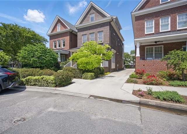 Property at 726 Redgate Ave, Norfolk, VA 23507, 3 beds, 3.5 baths