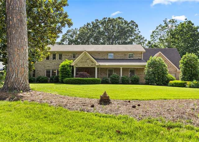 Property at 1825 N Alanton Dr, Virginia Beach, VA 23454, 4 beds, 4.5 baths