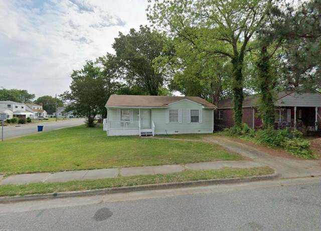 Property at 4114 Roanoke Ave, Newport News, VA 23607, 3 beds, 1.5 baths
