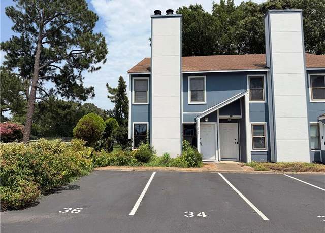 Property at 2134 Point Hollow Ct, Virginia Beach, VA 23455, 2 beds, 1 bath