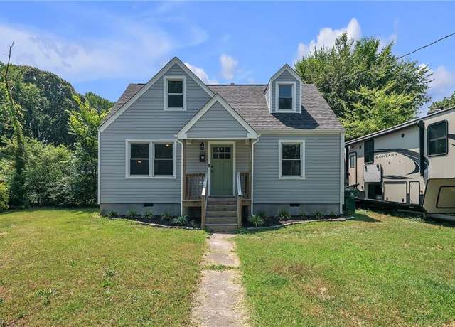 Property at 1006 De Gaule St, Newport News, VA 23605, 4 beds, 2 baths