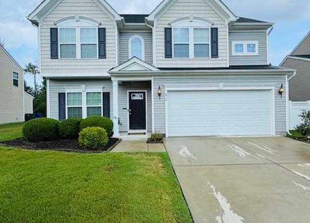 Property at 612 Newman Dr, Newport News, VA 23601, 4 beds, 2.5 baths