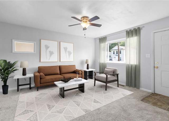 Property at 33 Salem St, Hampton, VA 23669, 3 beds, 1 bath