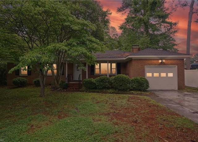 Property at 114 Amarillo Ave, Norfolk, VA 23502, 3 beds, 2 baths