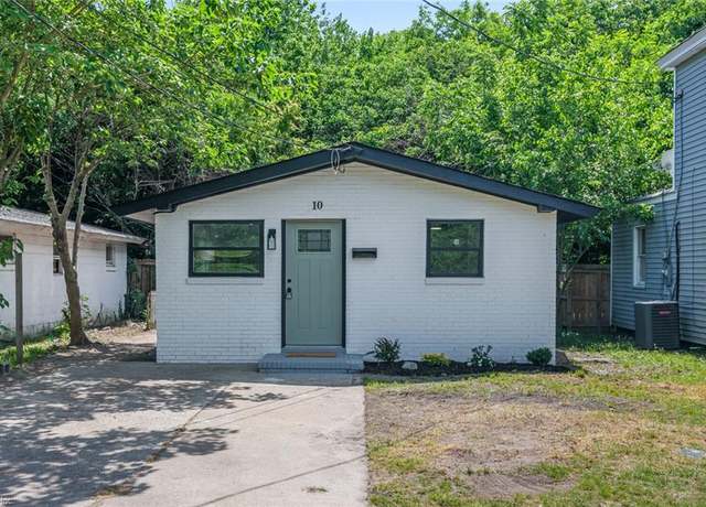 Property at 10 Hopkins St, Hampton, VA 23663, 3 beds, 1 bath