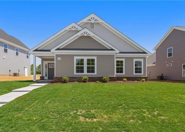 Property at 1015 Hillpoint Rd, Suffolk, VA 23434, 4 beds, 3 baths