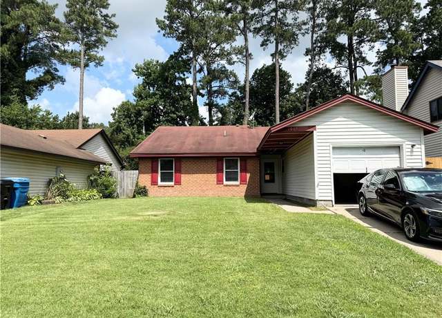 Property at 1069 Tall Oak Dr, Virginia Beach, VA 23462, 4 beds, 2 baths