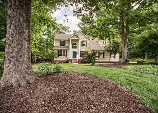 Property at 3801 George Mason Dr, Williamsburg, VA 23188, 4 beds, 2.5 baths