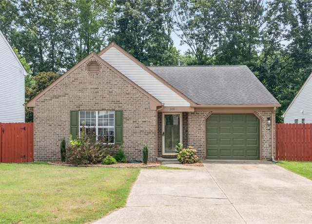 Property at 105 Kincaid Ln, Hampton, VA 23666, 3 beds, 2 baths