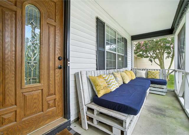 Property at 1905 Dolina Dr, Virginia Beach, VA 23464, 3 beds, 2 baths