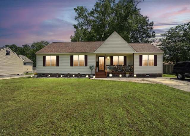 Property at 949 Aberdeen Ln, Chesapeake, VA 23322, 3 beds, 2 baths