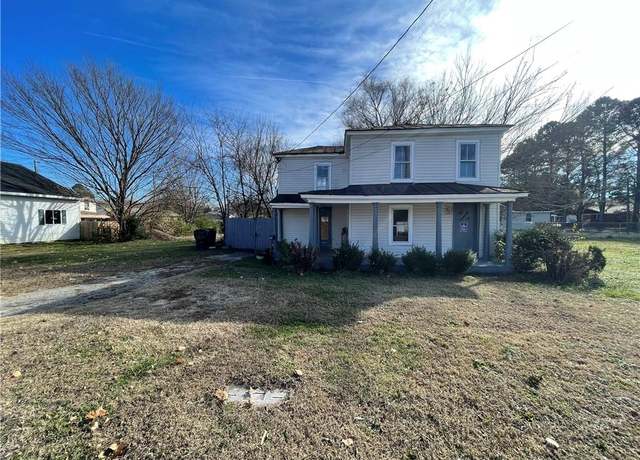 Property at 1807 E Washington St, Suffolk, VA 23434, 2 beds, 1 bath