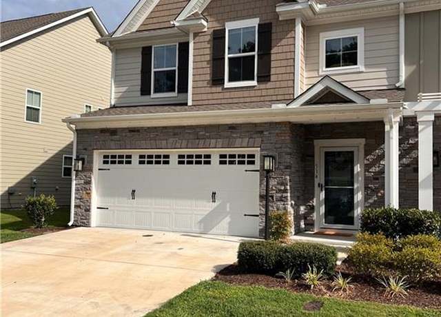 Property at 514 Eldridge Ln, Chesapeake, VA 23322, 3 beds, 2.5 baths