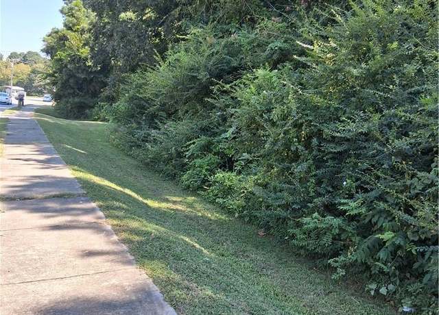 Property at 5580 Godwin Blvd, Suffolk, VA 23434