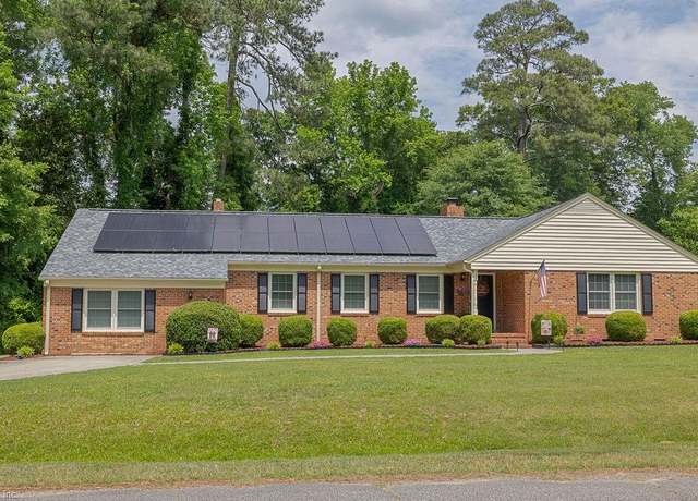 Property at 148 Verna St, Franklin, VA 23851, 4 beds, 2 baths