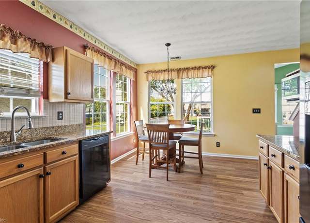 Property at 100 Snire Arch, Suffolk, VA 23434, 4 beds, 2.5 baths