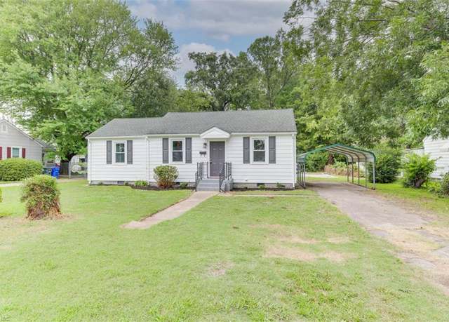 Property at 5005 Roanoke Ave, Newport News, VA 23605, 3 beds, 2 baths