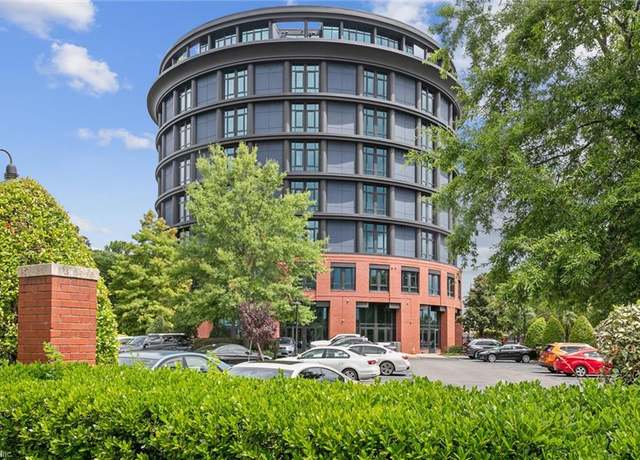 Property at 415 Saint Pauls Blvd #609, Norfolk, VA 23510, 2 beds, 2 baths