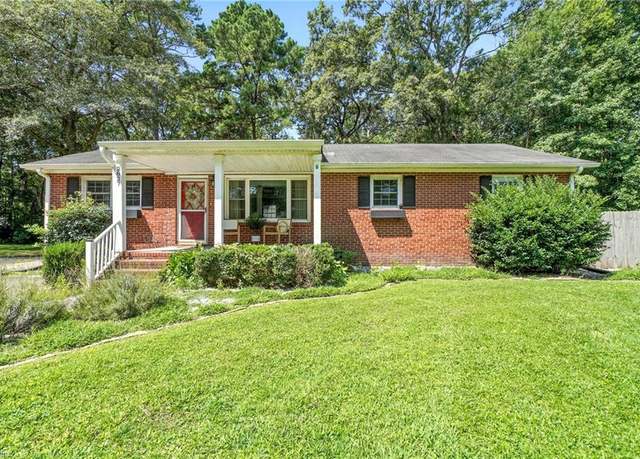 Property at 2827 Lambert Trl, Chesapeake, VA 23323, 4 beds, 2 baths