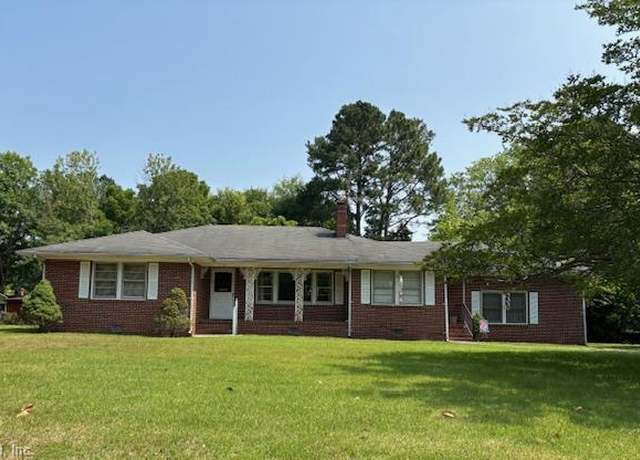 Property at 412 Crescent Dr, Franklin, VA 23851, 3 beds, 2 baths