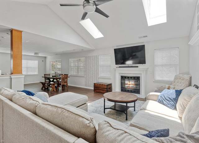 Property at 2756 Bernadotte St, Virginia Beach, VA 23456, 4 beds, 3 baths