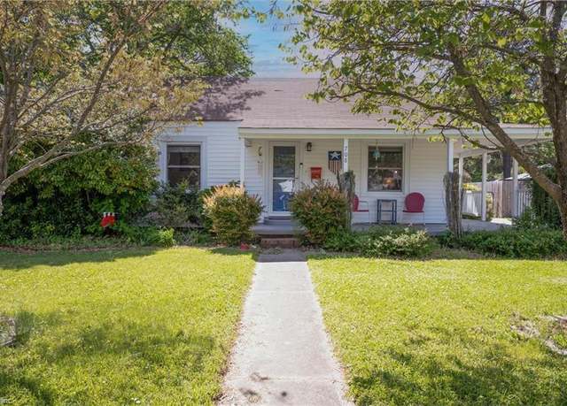 Property at 708 Sparrow Rd, Chesapeake, VA 23325, 2 beds, 2 baths