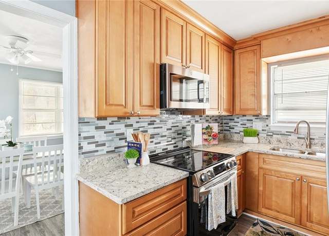 Property at 3336 Sandy St, Norfolk, VA 23518, 3 beds, 1.5 baths