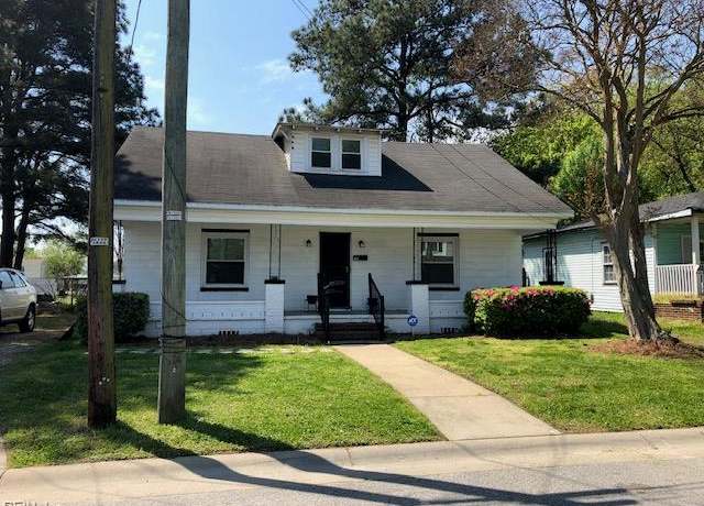 Property at 209 Charlotte Ave, Suffolk, VA 23434, 3 beds, 2 baths