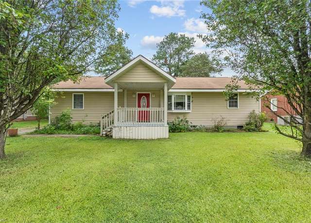 Property at 318 Bruce St, Suffolk, VA 23434, 3 beds, 2 baths