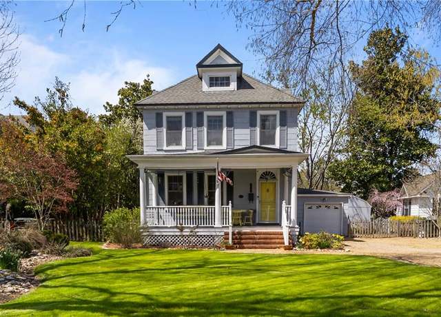 Property at 1601 Chesapeake Ave, Hampton, VA 23661, 4 beds, 3 baths